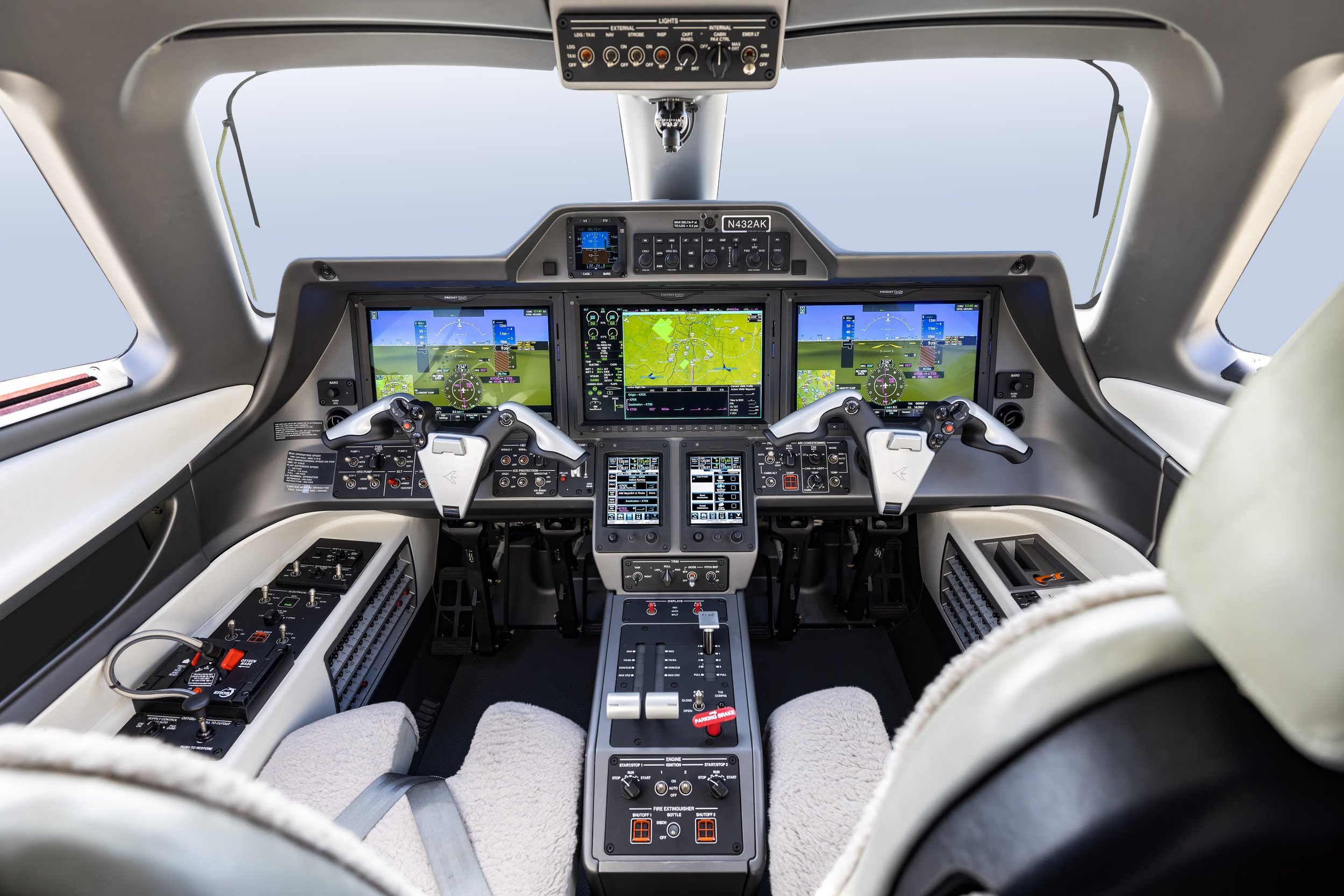 2019 Embraer Praetor 600 - Image 16