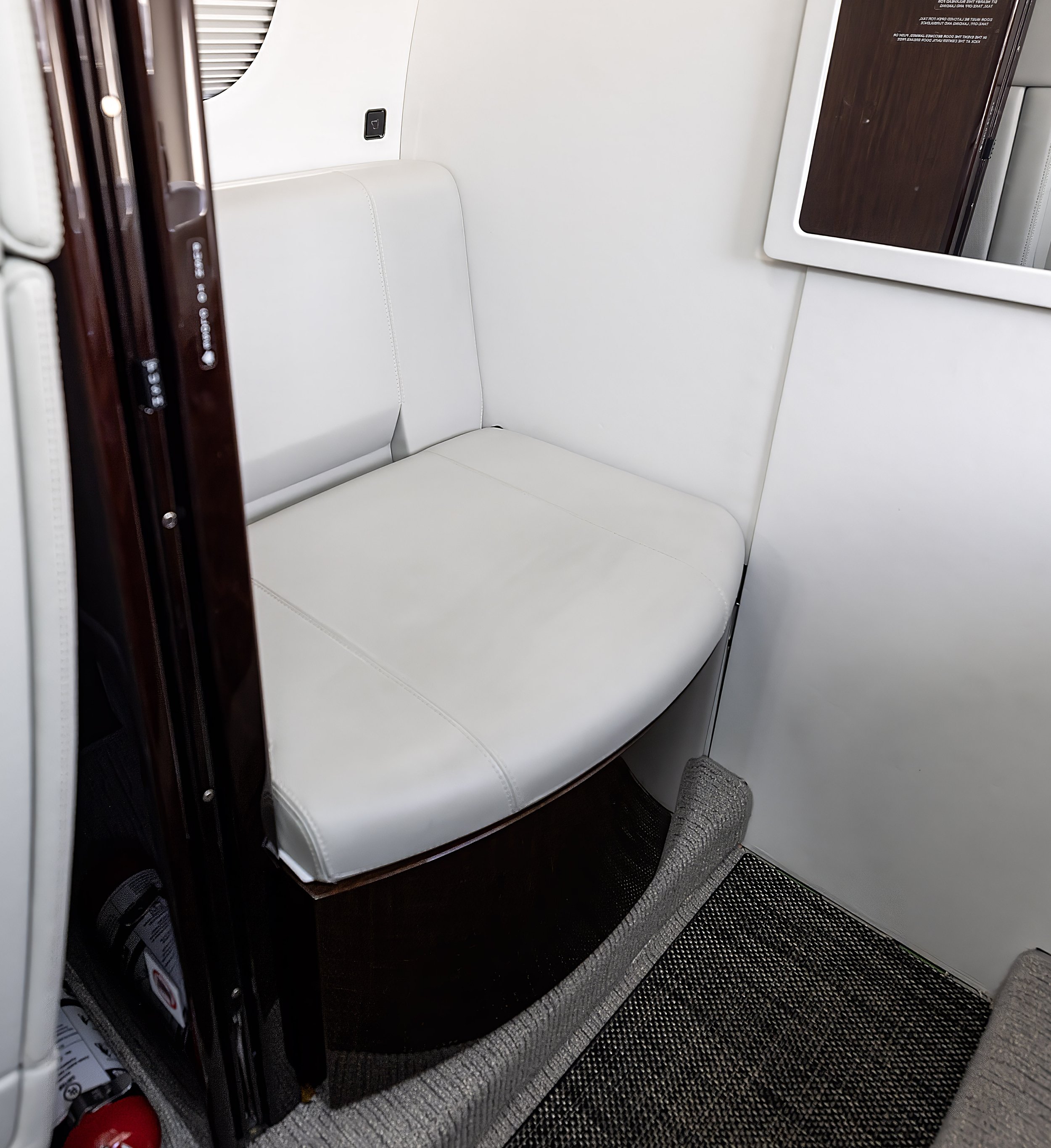 2019 Embraer Praetor 600 - Image 27